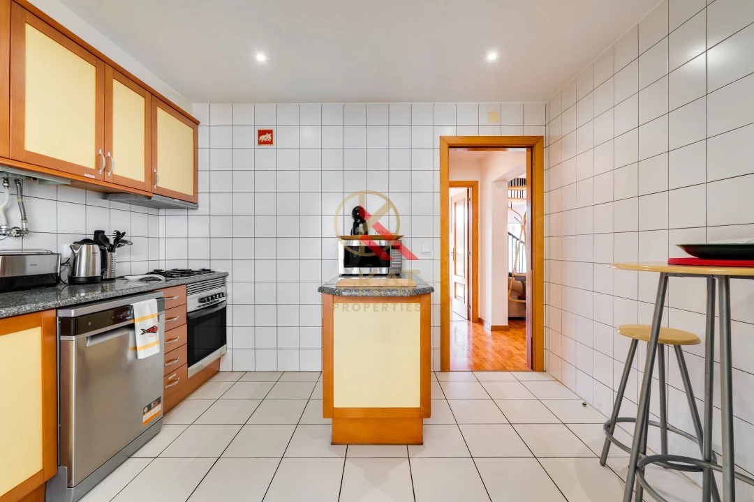 Apartamento T2 para Venda em Lagoa e Carvoeiro Foto 11
