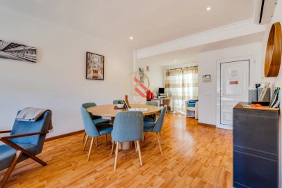 Apartamento T3 para Venda em Lagoa e Carvoeiro