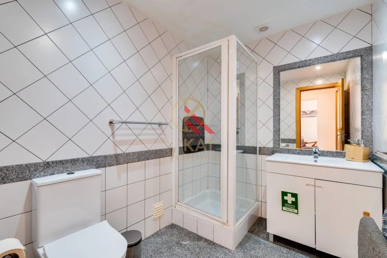 Apartamento T2 para Venda em Lagoa e Carvoeiro Foto 9