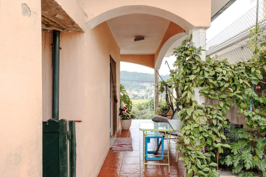 Moradia T3 para Venda em Arnoso (Santa Maria e Santa Eulália) e Sezures Foto 8