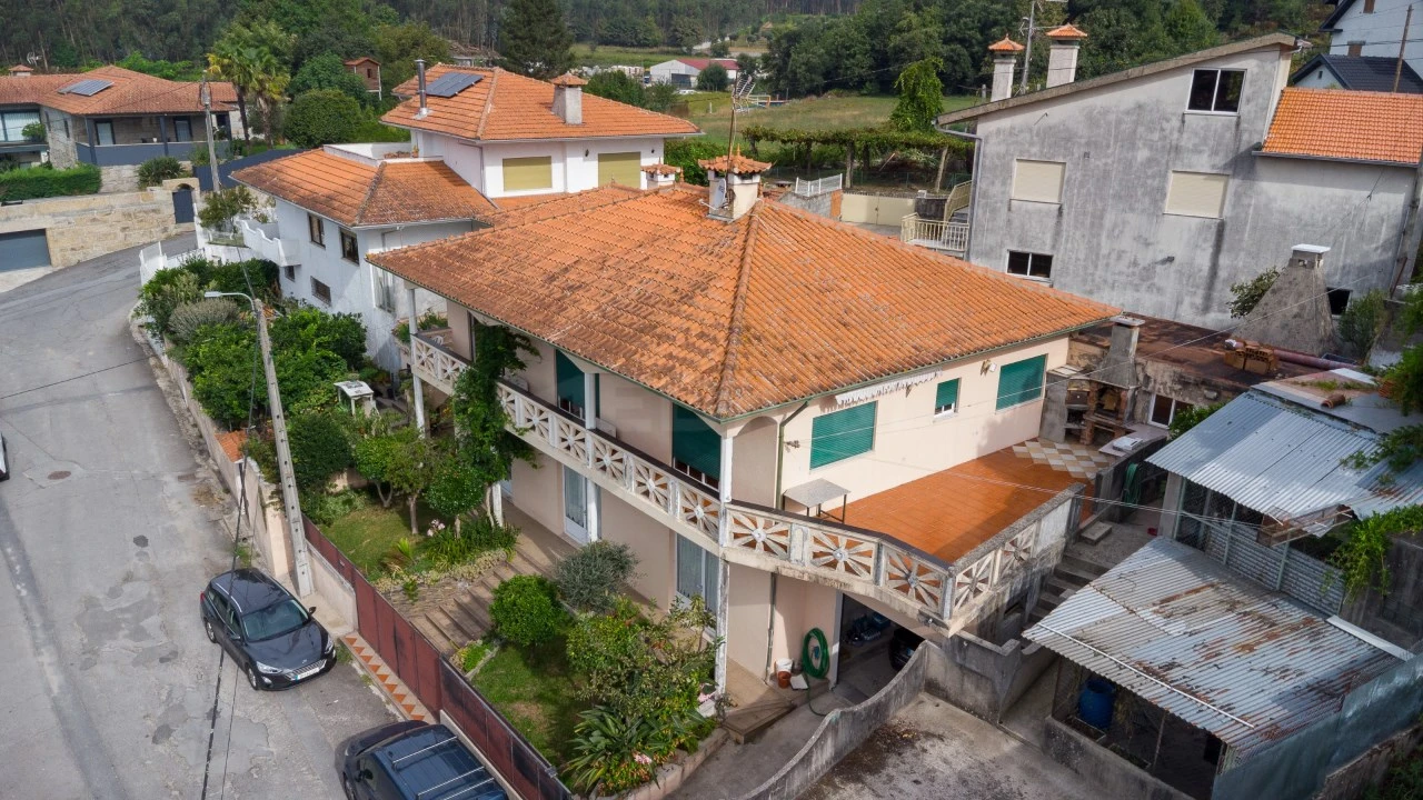 Moradia T3 para Venda em Arnoso (Santa Maria e Santa Eulália) e Sezures Foto 21