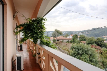 Moradia T3 para Venda em Arnoso (Santa Maria e Santa Eulália) e Sezures