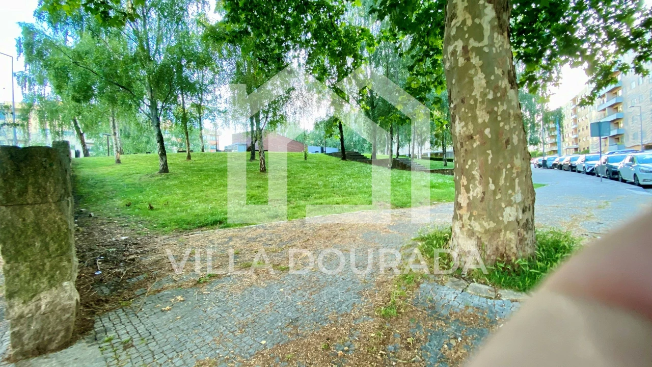 Apartamento T2 para Venda em Cidade da Maia Foto 18
