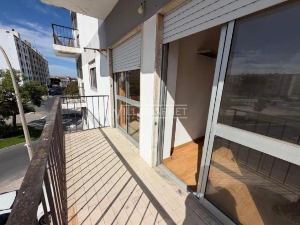 Apartamento T1 para Venda em Baixa da Banheira e Vale da Amoreira Foto 9