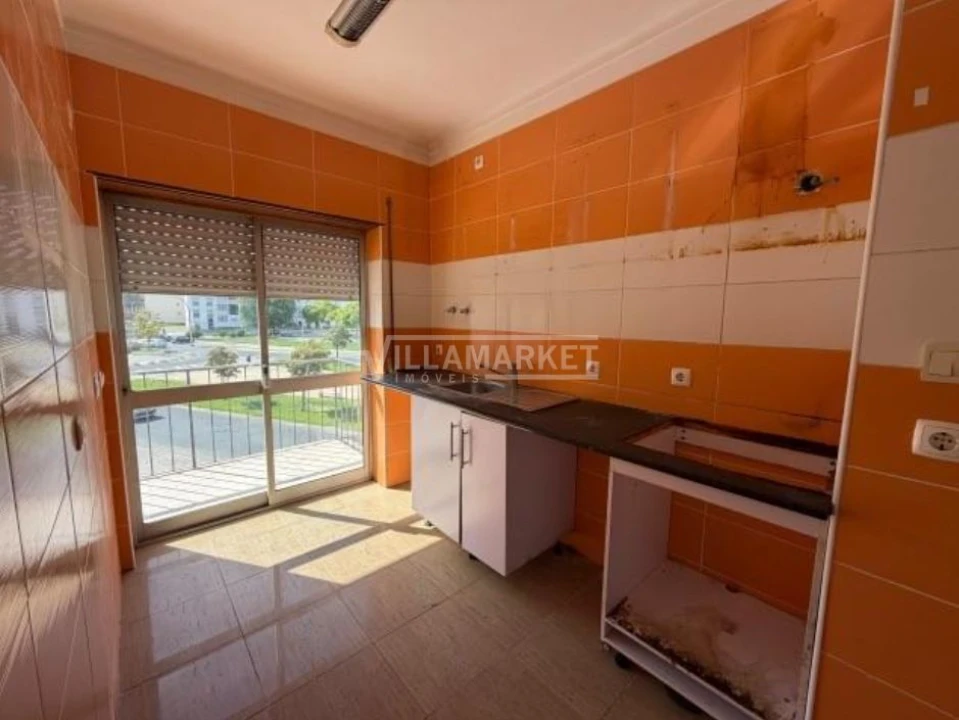 Apartamento T1 para Venda em Baixa da Banheira e Vale da Amoreira Foto 6