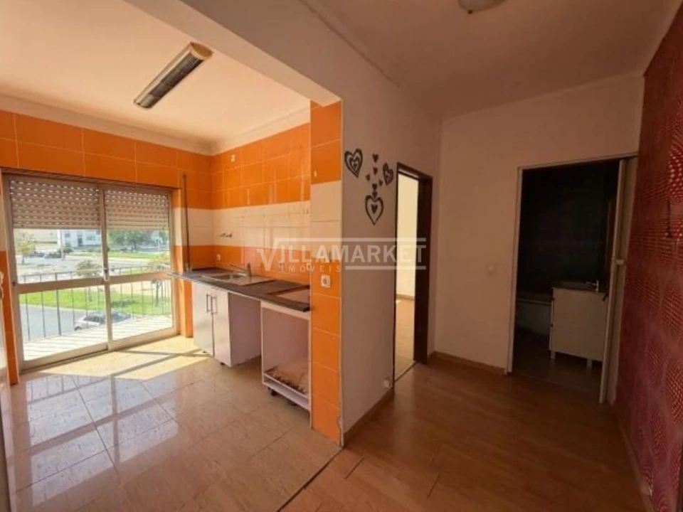 Apartamento T1 para Venda em Baixa da Banheira e Vale da Amoreira Foto 2