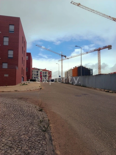 Apartamento T1 para Venda em Tavarede
