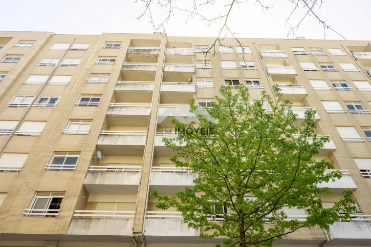 Apartamento T1 para Venda em Aguas Santas Foto 22
