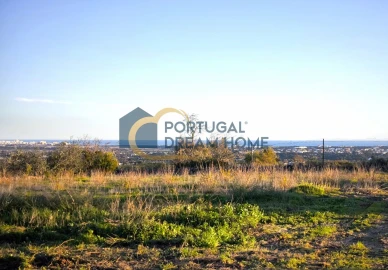 Terreno para Venda em Albufeira e Olhos de Água
