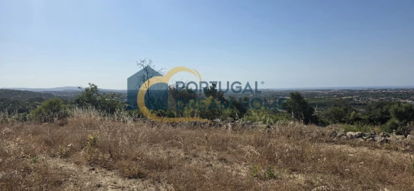 Terreno para Venda em Albufeira e Olhos de Água
