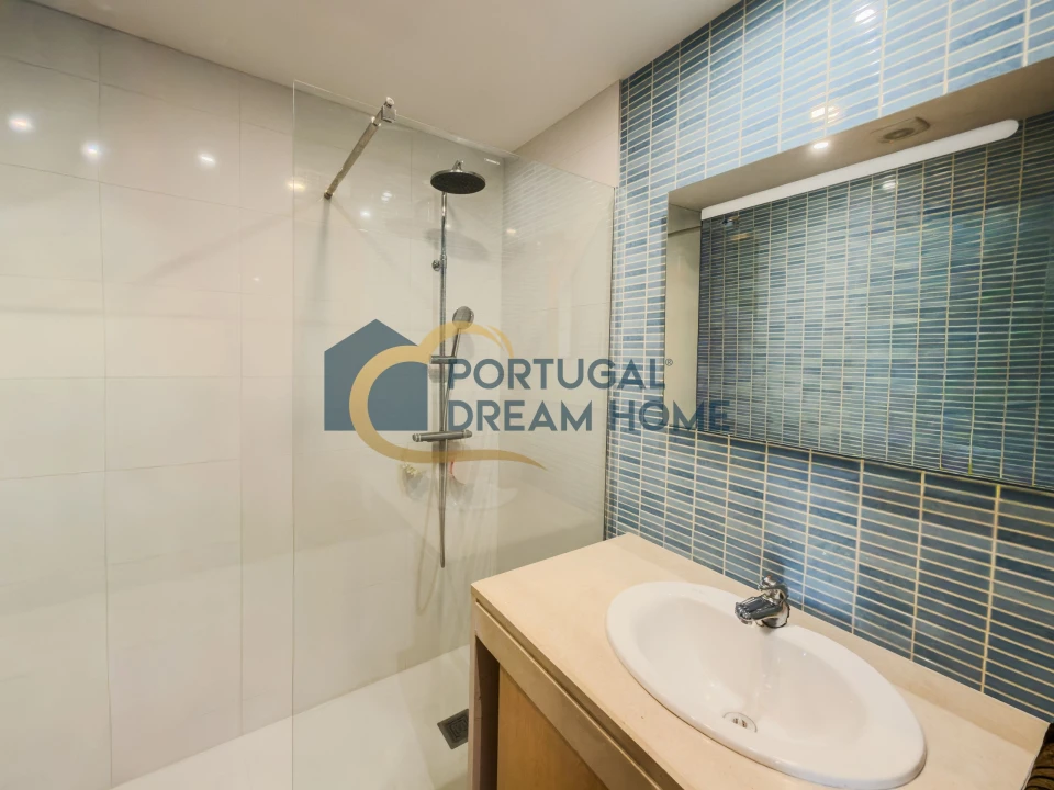 Apartamento T2 para Venda em Albufeira e Olhos de Água Foto 31