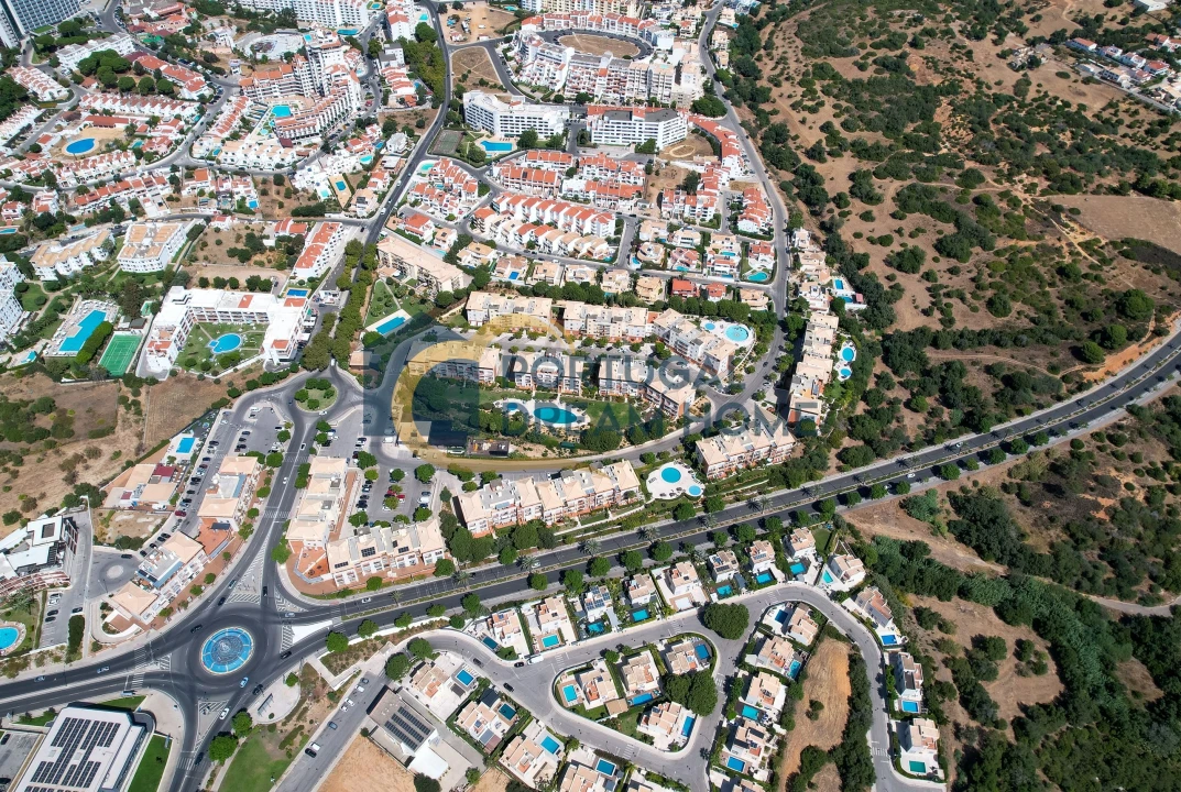Apartamento T2 para Venda em Albufeira e Olhos de Água Foto 6