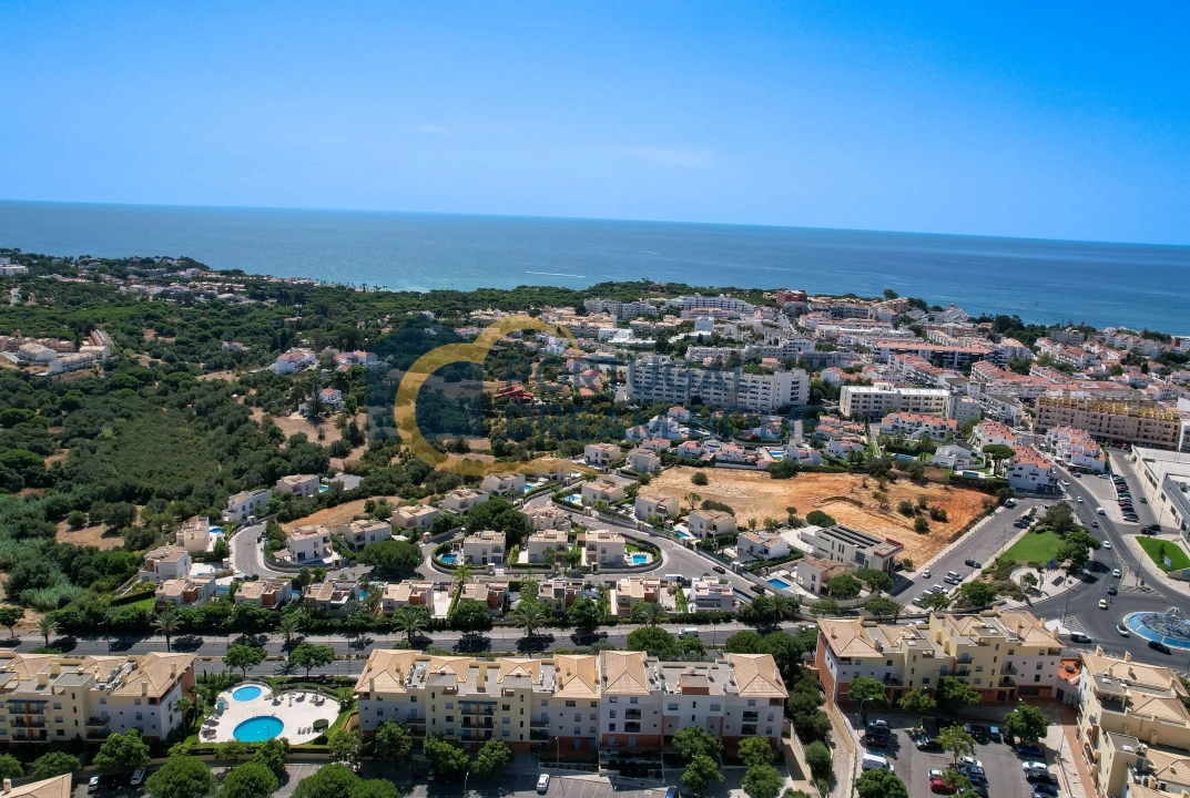 Apartamento T2 para Venda em Albufeira e Olhos de Água Foto 4