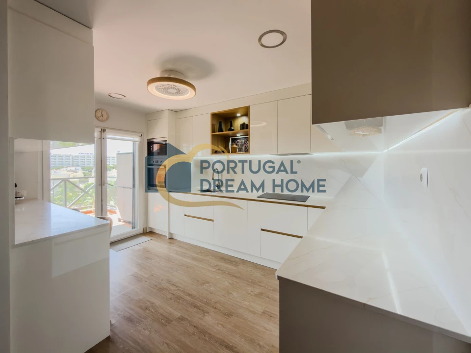 Apartamento T2 para Venda em Albufeira e Olhos de Água Foto 22