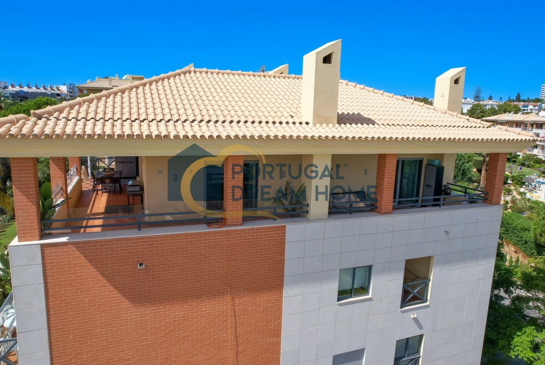 Apartamento T2 para Venda em Albufeira e Olhos de Água Foto 8