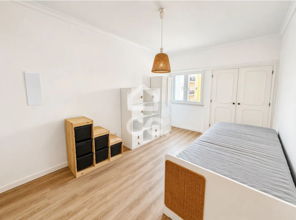 Apartamento T3 para Venda em Sacavém e Prior Velho Foto 11