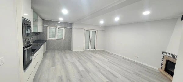 Apartamento T4 para Venda em Amora