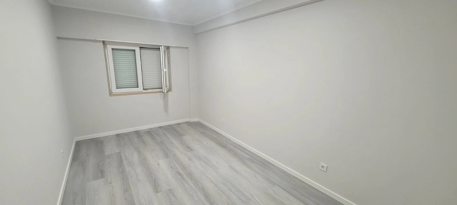 Apartamento T4 para Venda em Amora Foto 30