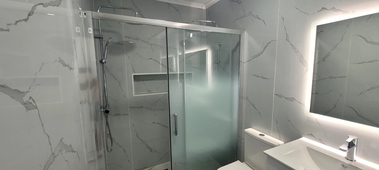 Apartamento T4 para Venda em Amora Foto 24