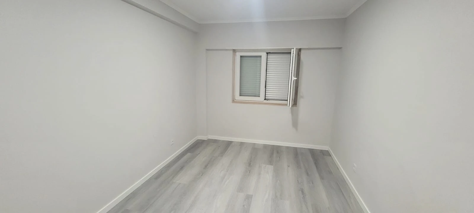 Apartamento T4 para Venda em Amora Foto 42