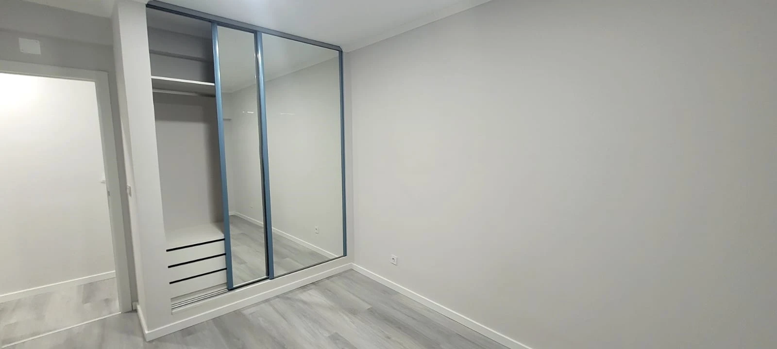 Apartamento T4 para Venda em Amora Foto 21