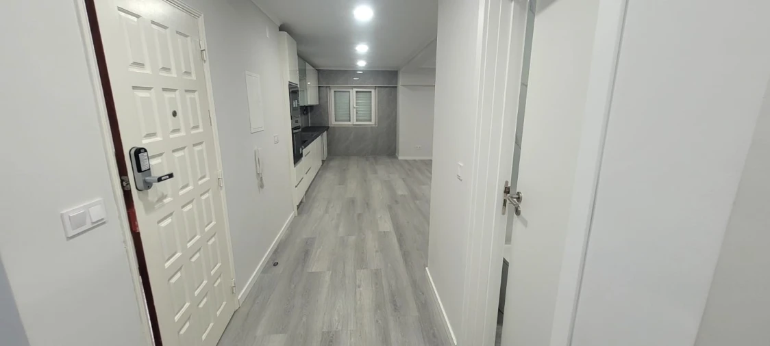 Apartamento T4 para Venda em Amora Foto 48