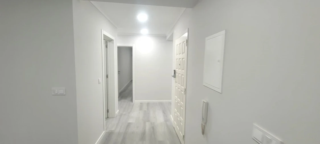 Apartamento T4 para Venda em Amora Foto 15
