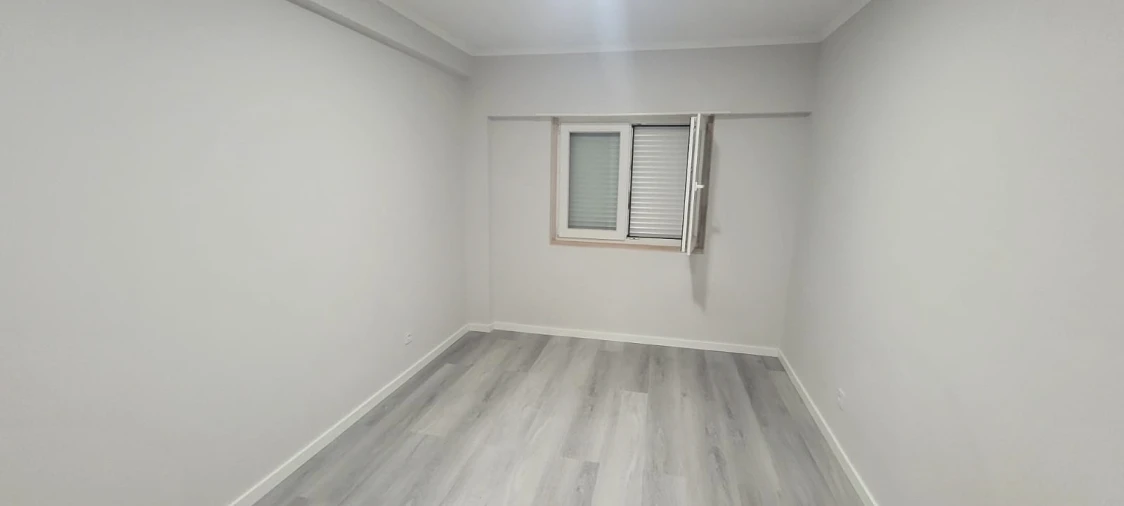 Apartamento T4 para Venda em Amora Foto 42