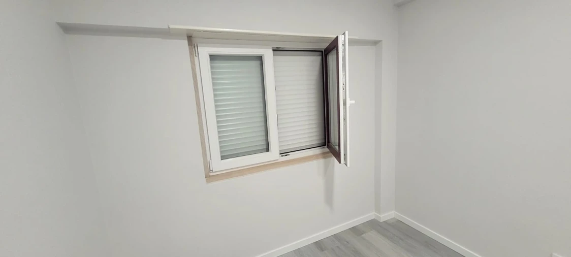 Apartamento T4 para Venda em Amora Foto 33