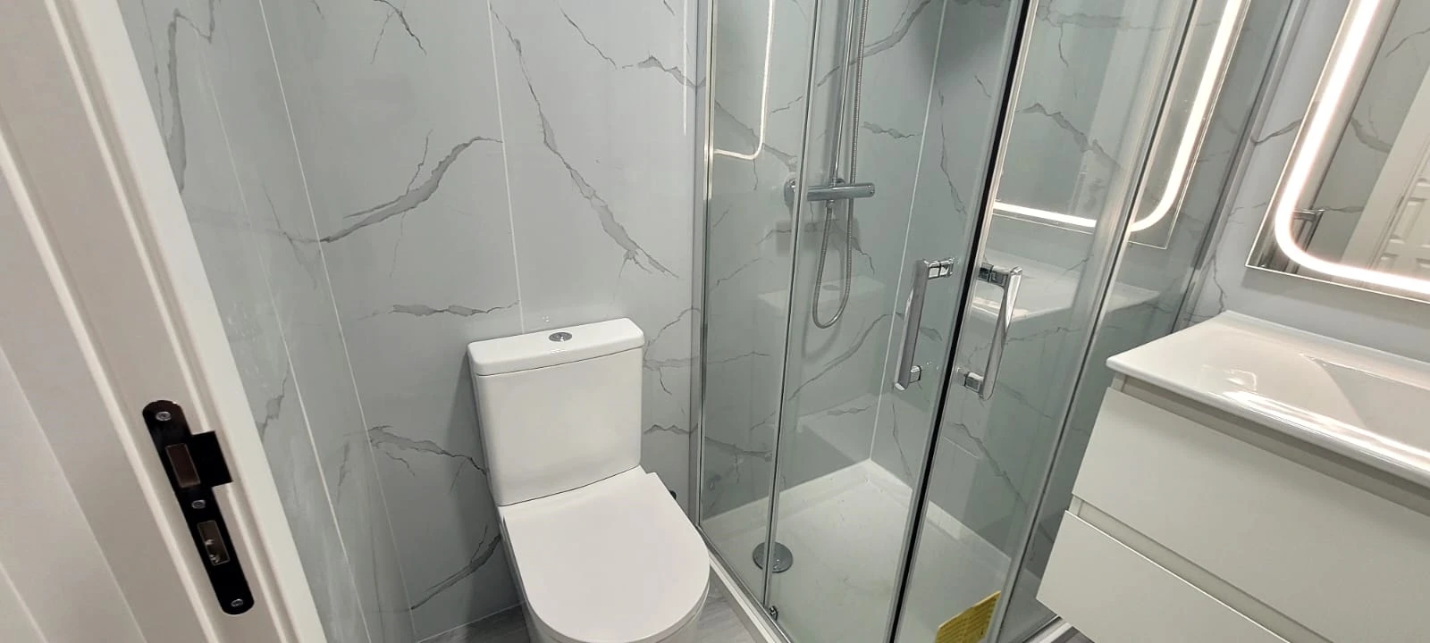 Apartamento T4 para Venda em Amora Foto 18