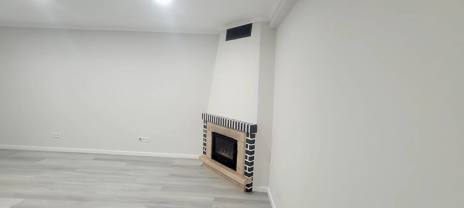 Apartamento T4 para Venda em Amora Foto 9