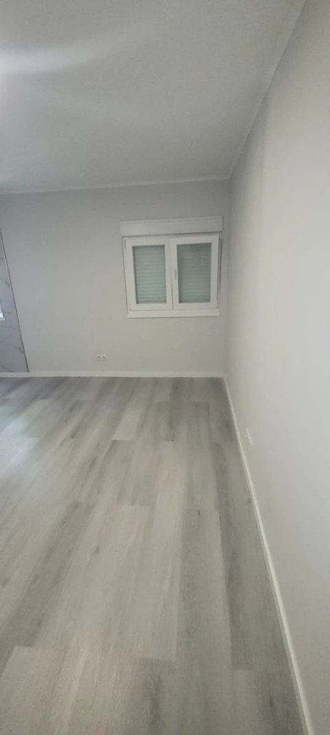 Apartamento T3 para Venda em Laranjeiro e Feijó