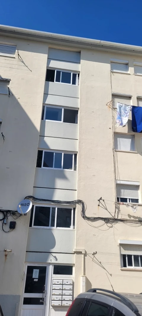 Apartamento T3 para Venda em Laranjeiro e Feijó
