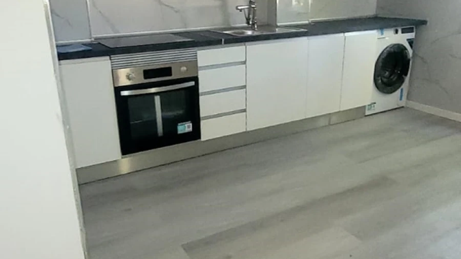 Apartamento T3 para Venda em Laranjeiro e Feijó