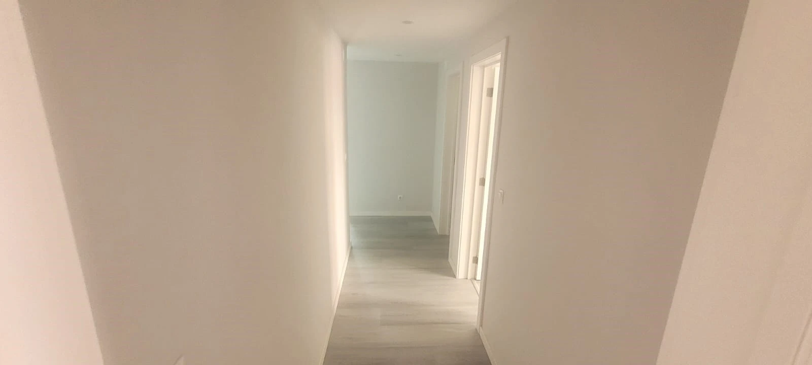 Apartamento T2 para Venda em Corroios Foto 17
