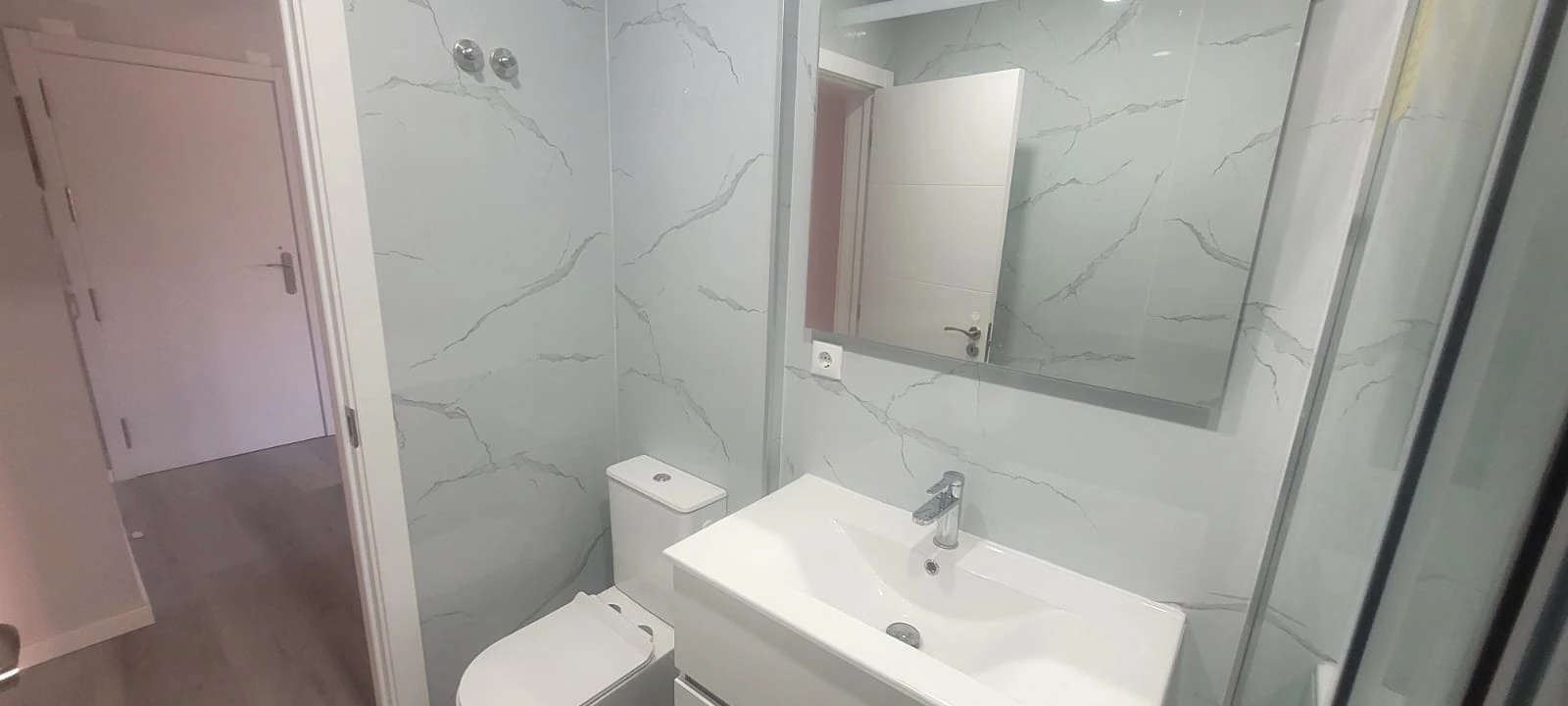 Apartamento T2 para Venda em Corroios Foto 8