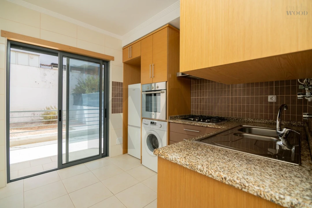 Apartamento T2 para Venda em Portimão Foto 9