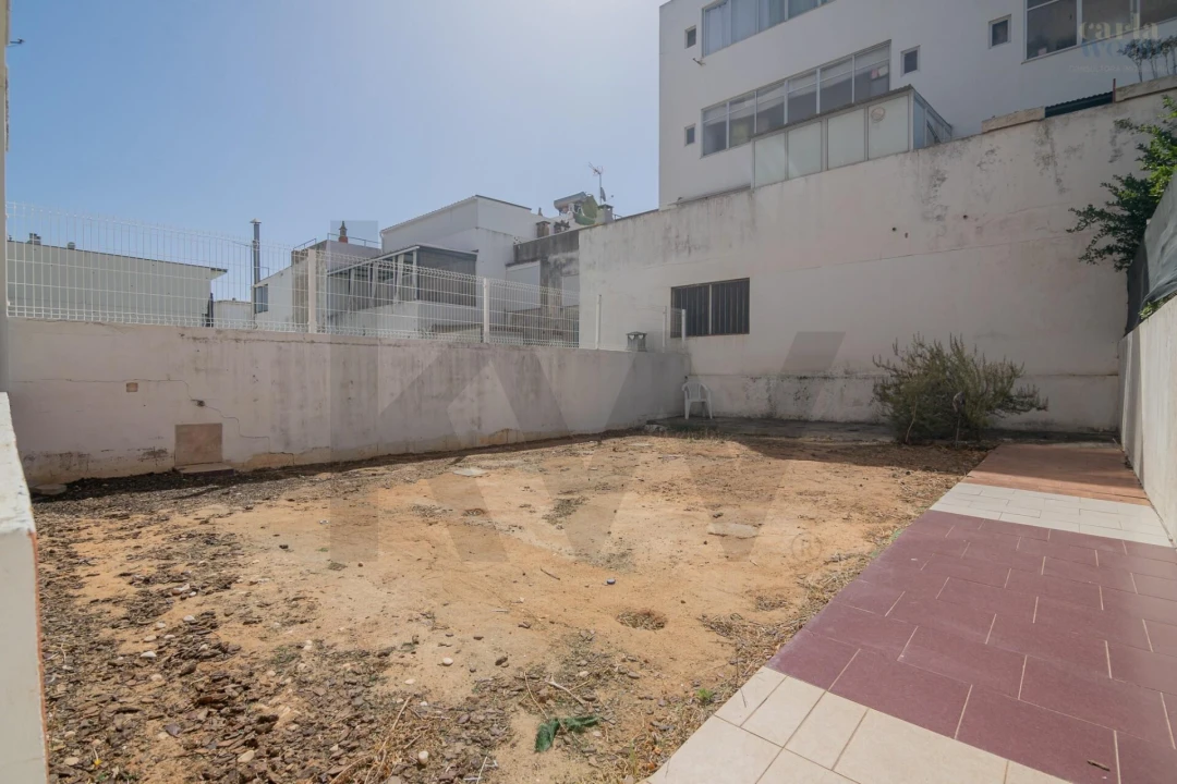 Apartamento T2 para Venda em Portimão Foto 18