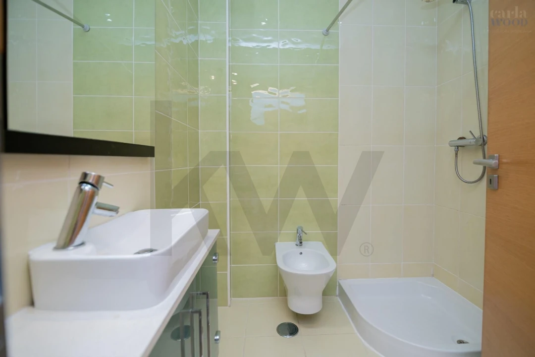 Apartamento T2 para Venda em Portimão Foto 30