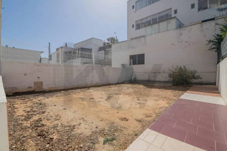Apartamento T2 para Venda em Portimão Foto 18