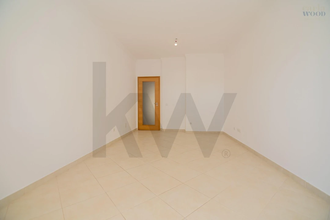 Apartamento T2 para Venda em Portimão Foto 43
