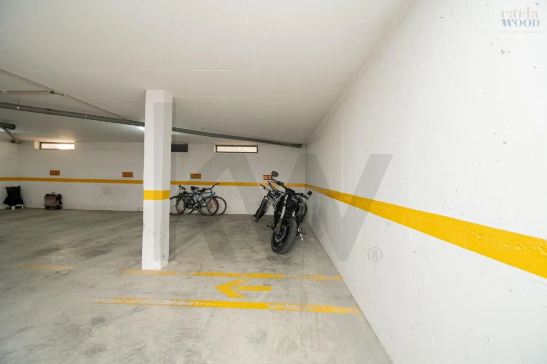 Apartamento T2 para Venda em Portimão Foto 45