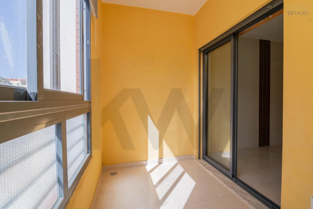 Apartamento T2 para Venda em Portimão Foto 47