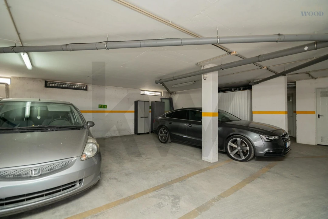 Apartamento T2 para Venda em Portimão Foto 49