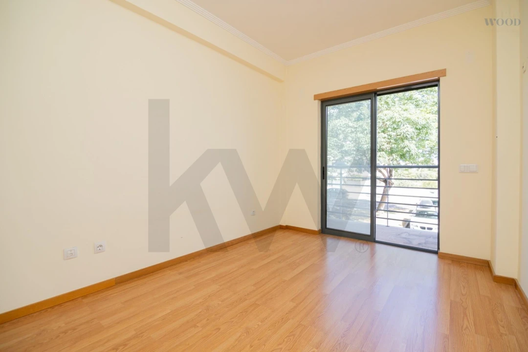 Apartamento T2 para Venda em Portimão Foto 14