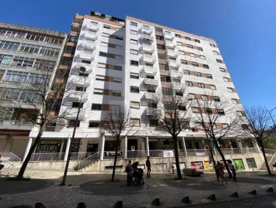 Apartamento T2 para Venda em Cacém e São Marcos Foto 9