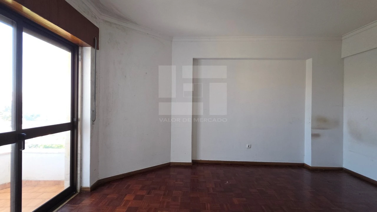 Apartamento T2 para Venda em Cacém e São Marcos Foto 17