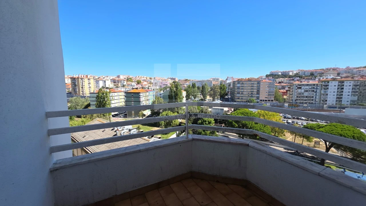 Apartamento T2 para Venda em Cacém e São Marcos Foto 21