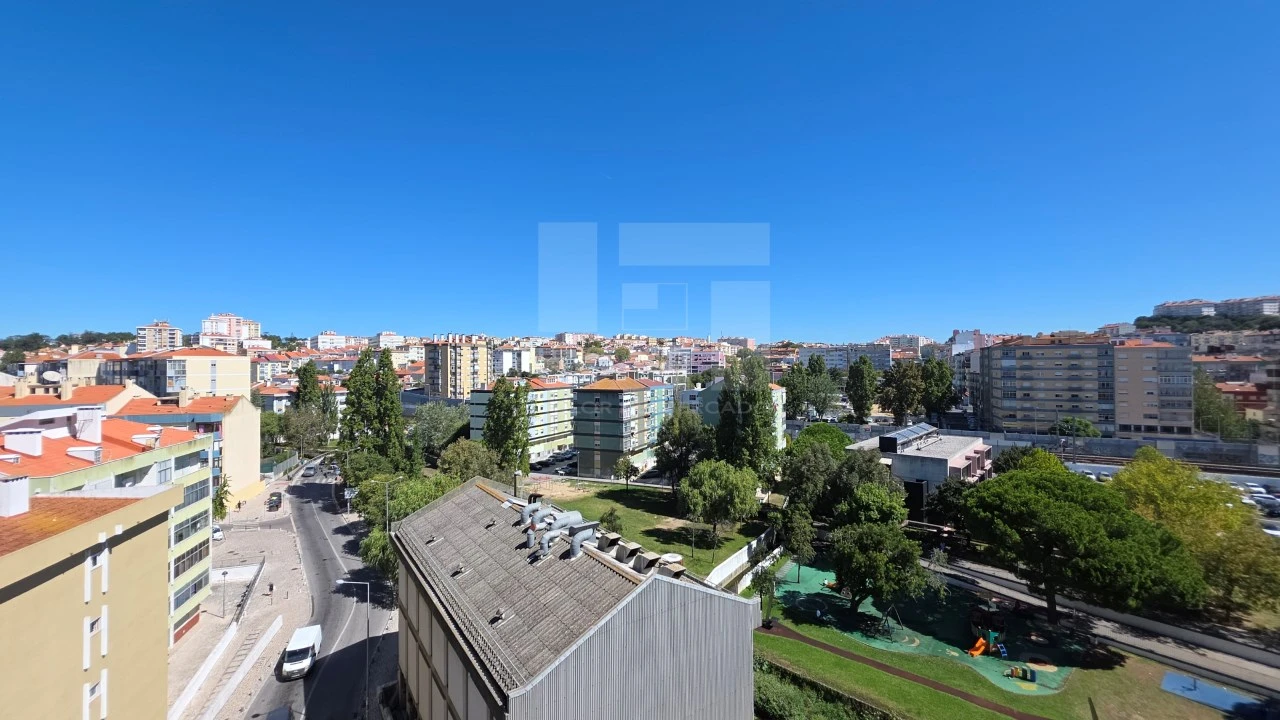 Apartamento T2 para Venda em Cacém e São Marcos Foto 23