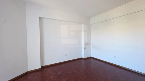 Apartamento T2 para Venda em Cacém e São Marcos
